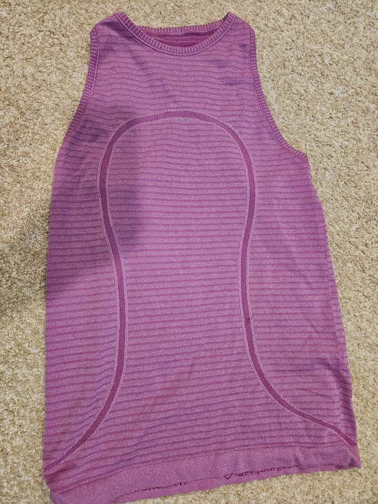 lululemon athletica Tops - Lululemon Sleeveless Athletic Tank - Size M